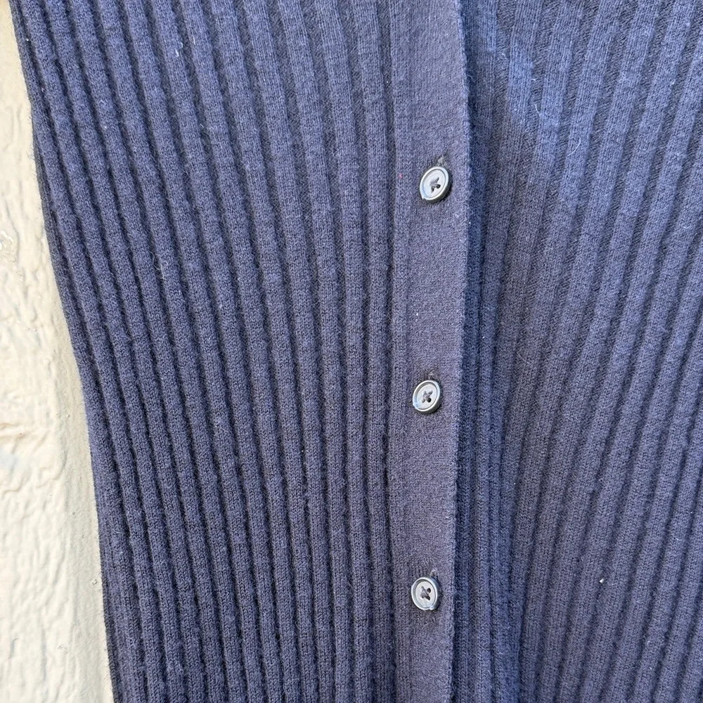 Vince 100% Cashmere Navy Blue Ribbed V-Neck Button Cardigan Sweater - Picture 4 of 8